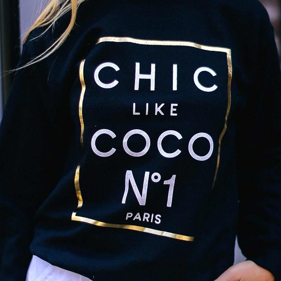 Small Black Chic like Coco Graphic Sweatshirt-copy - Picture 3 of 3
